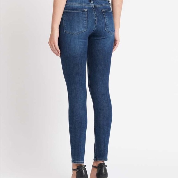 FRAME Ali High Rise Cigarette Denim Jeans - Picture 3 of 14